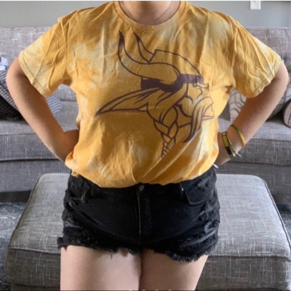 NFL Vikings tee